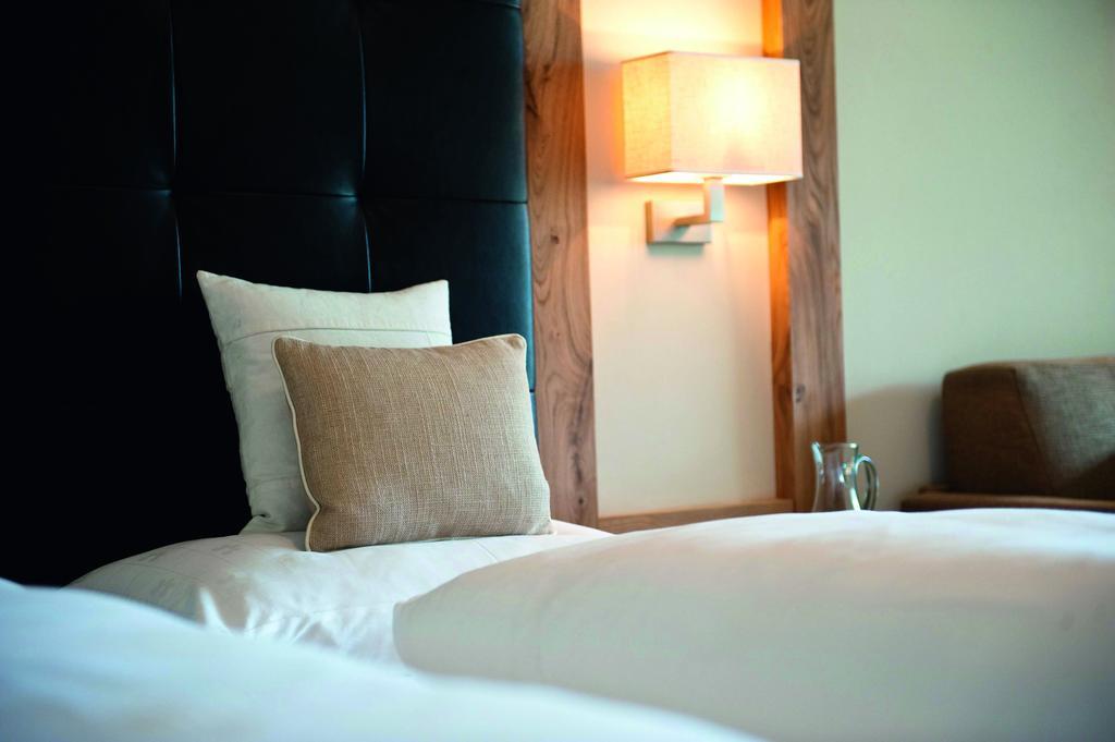 Hotel Panorama Schenna Phòng bức ảnh