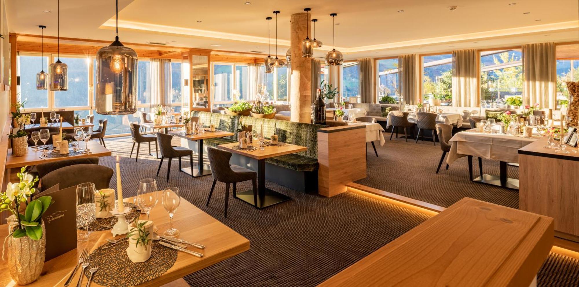 Hotel Panorama Schenna Ngoại thất bức ảnh